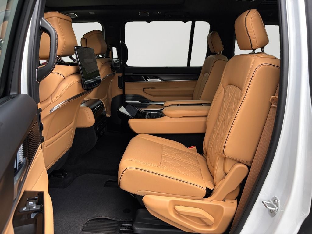 2026 Jeep Grand Wagoneer Summit Reserve