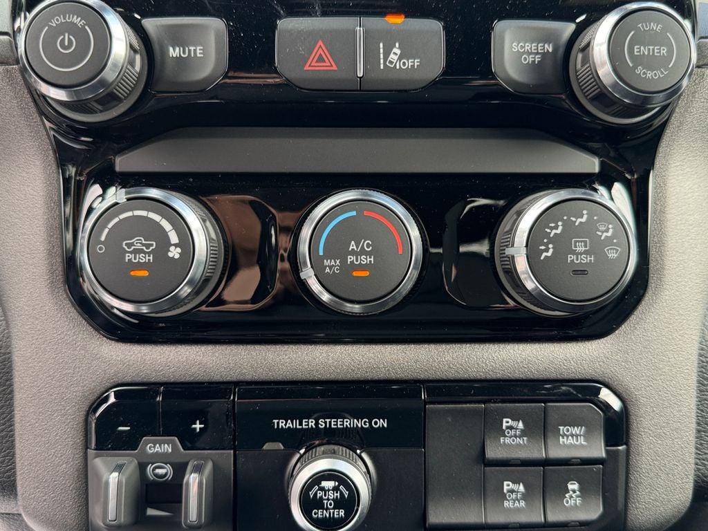 2026 RAM 1500 Warlock