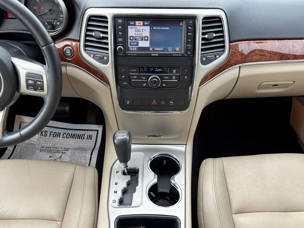 2011 Jeep Grand Cherokee Limited **SUPER CLEAN**