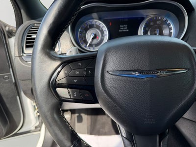 2022 Chrysler 300 S