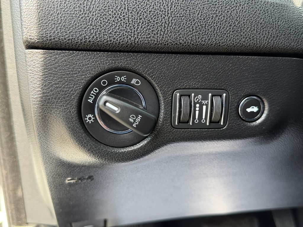 2022 Chrysler 300 S