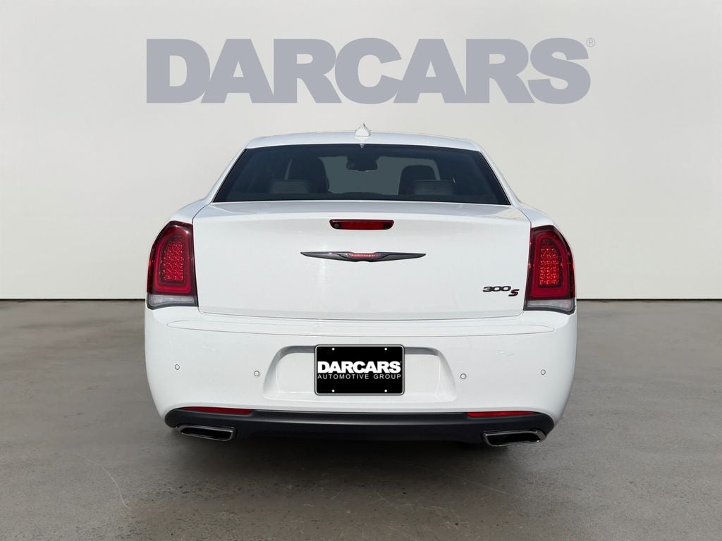 2022 Chrysler 300 S