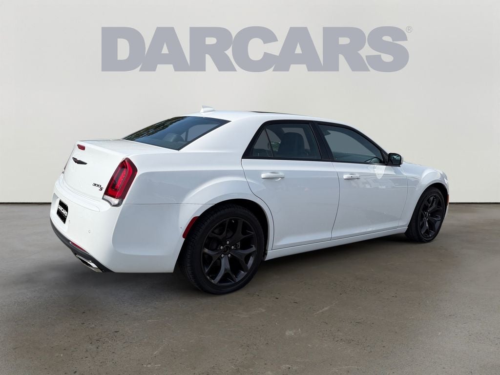 2022 Chrysler 300 S