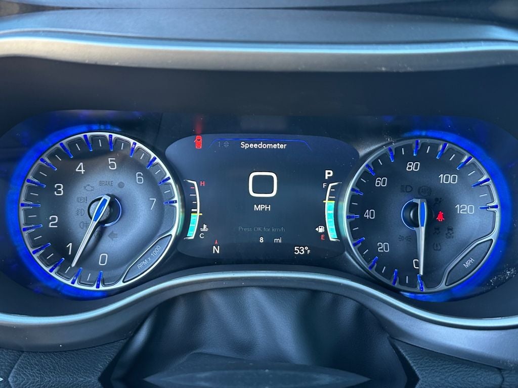 2026 Chrysler Pacifica Select