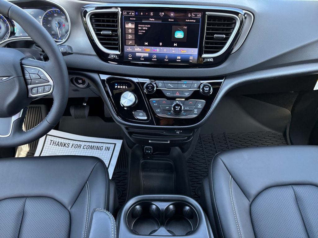 2027 Chrysler Pacifica LX