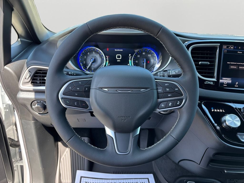 2027 Chrysler Pacifica LX