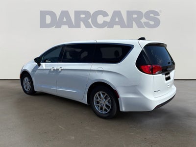 2027 Chrysler Pacifica LX