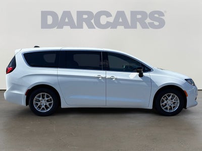 2027 Chrysler Pacifica LX
