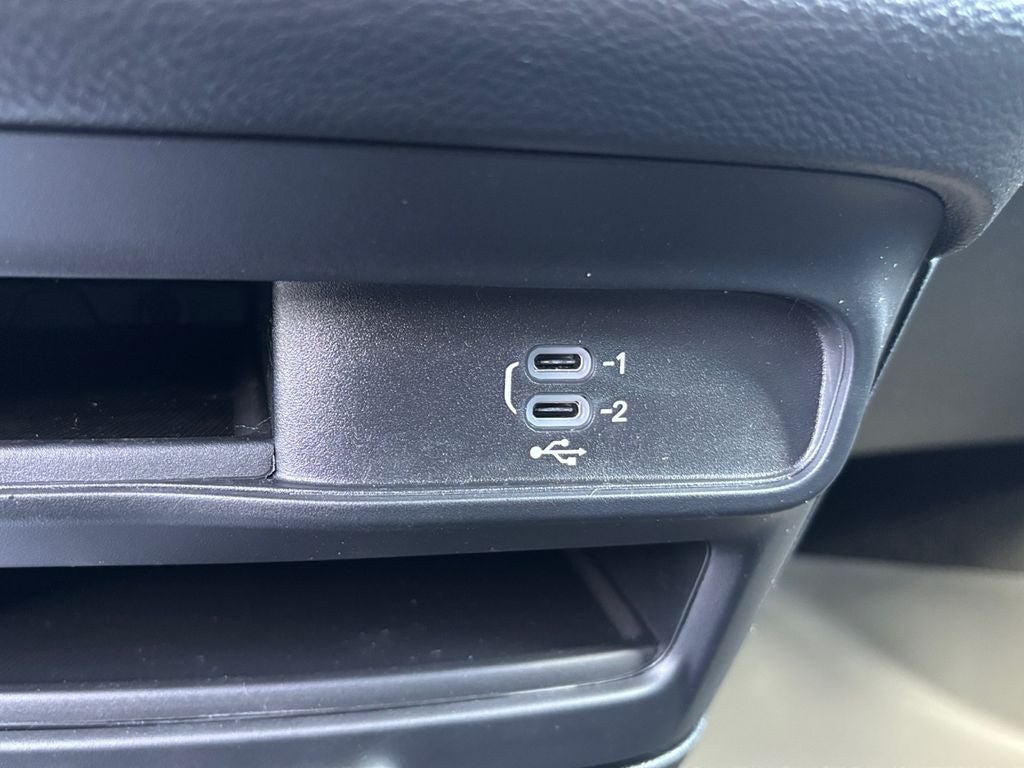 2027 Chrysler Pacifica LX