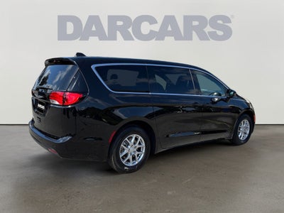 2027 Chrysler Pacifica LX