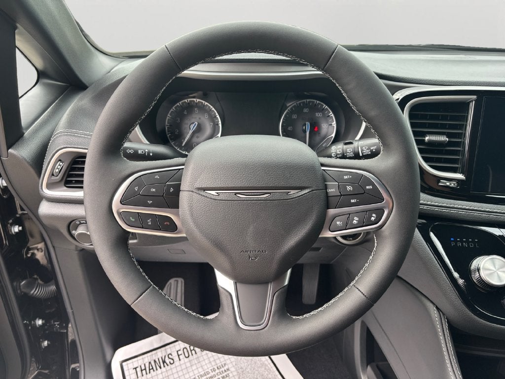 2027 Chrysler Pacifica Limited