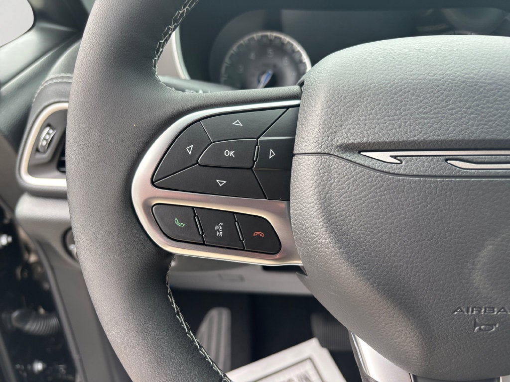 2027 Chrysler Pacifica Limited