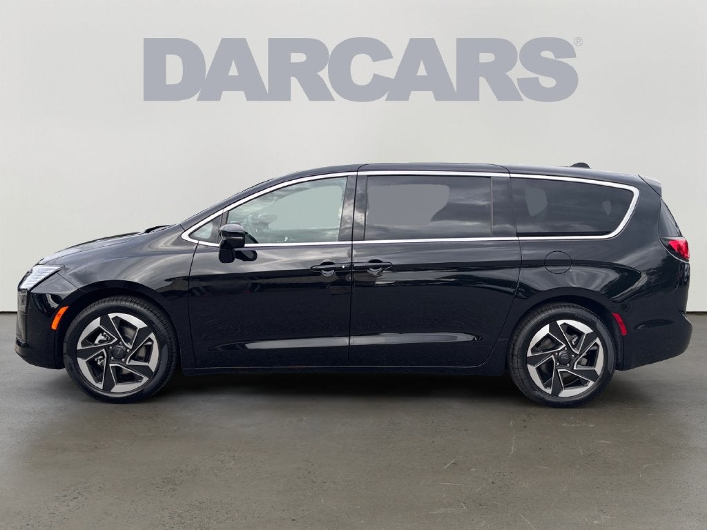 2027 Chrysler Pacifica Limited
