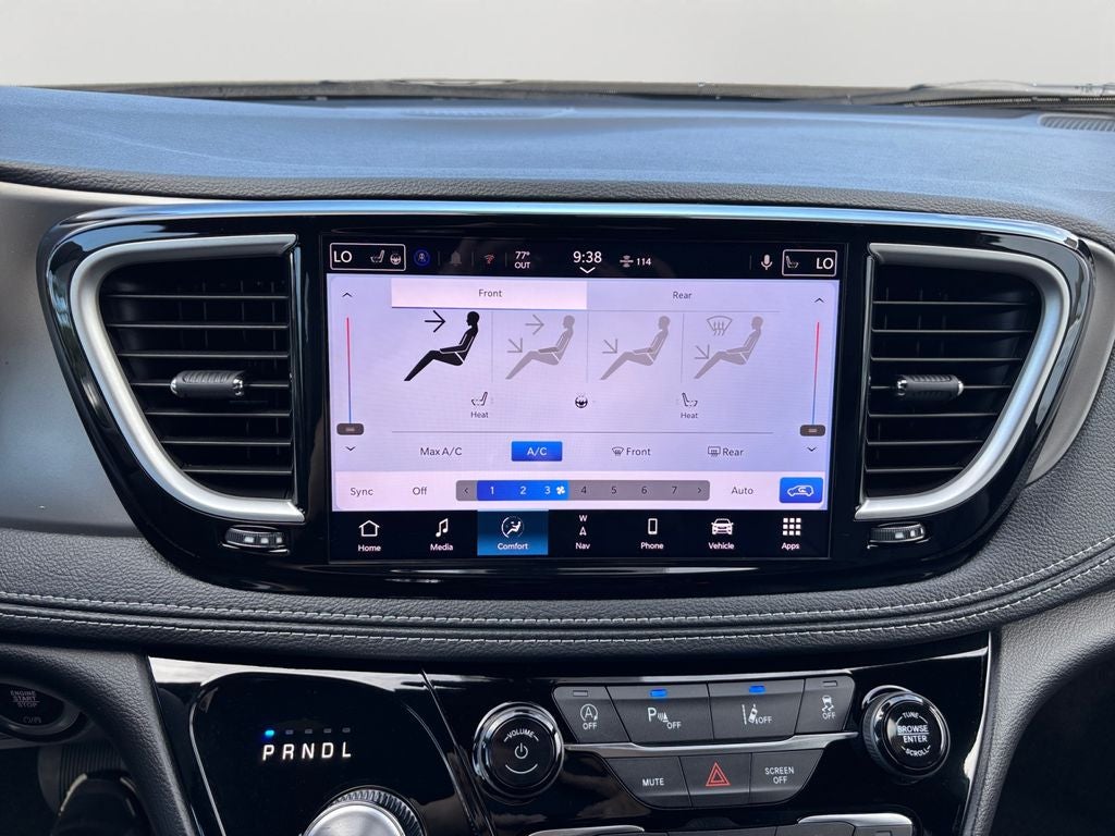 2027 Chrysler Pacifica Select