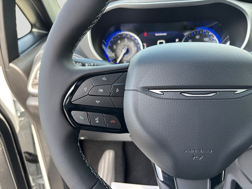 2027 Chrysler Pacifica Limited