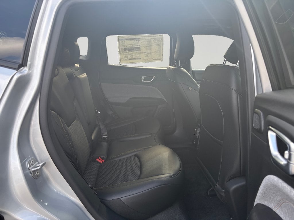 2026 Jeep Compass Base