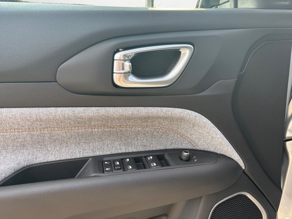 2026 Jeep Compass Base