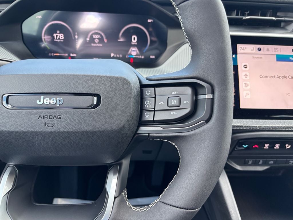 2026 Jeep Cherokee Laredo