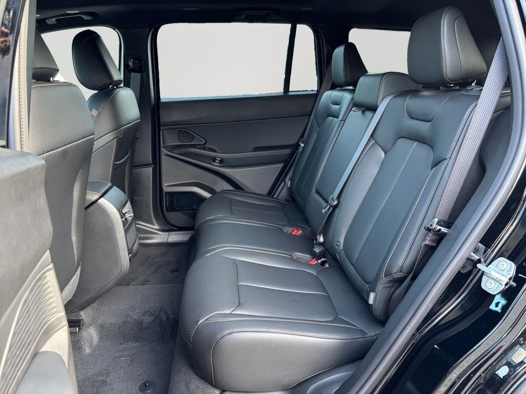2026 Jeep Cherokee Base
