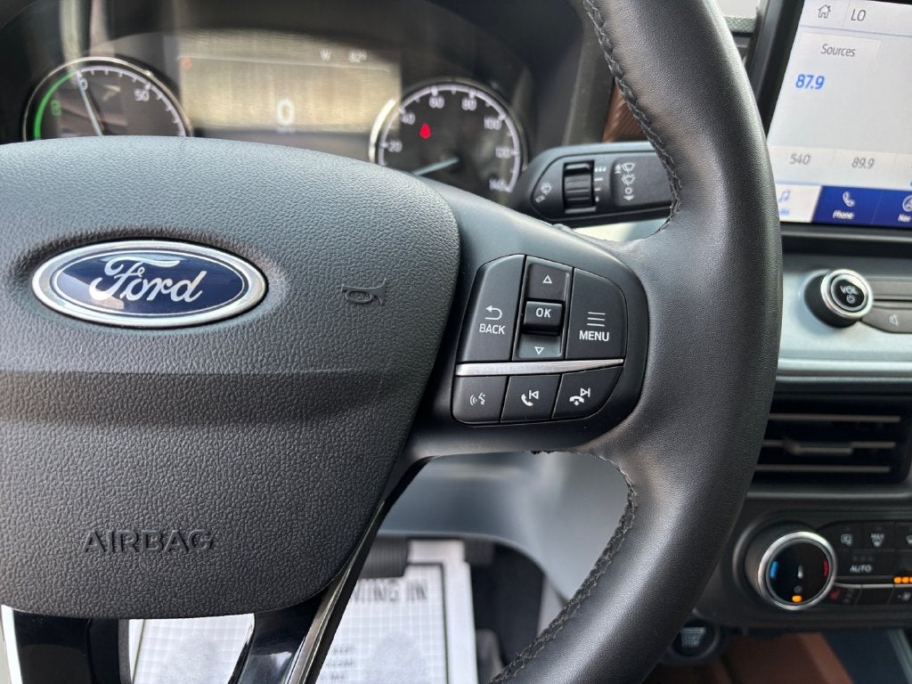 2023 Ford Maverick Lariat