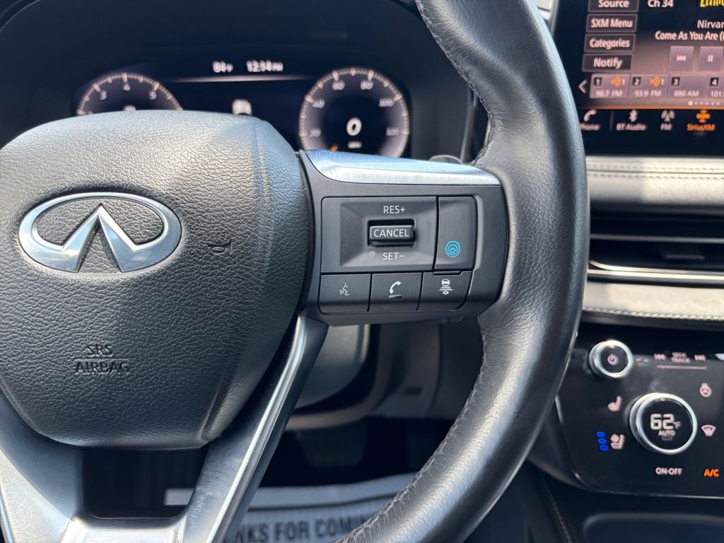2023 INFINITI QX60 LUXE