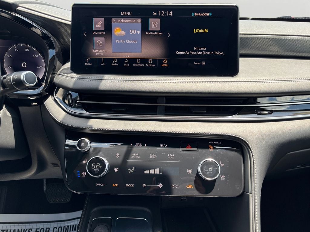 2023 INFINITI QX60 LUXE