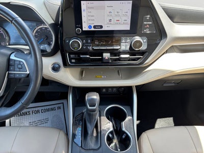2023 Toyota Highlander Hybrid XLE