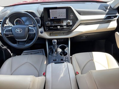 2023 Toyota Highlander Hybrid XLE