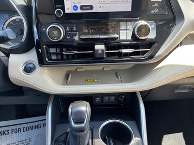 2023 Toyota Highlander Hybrid XLE