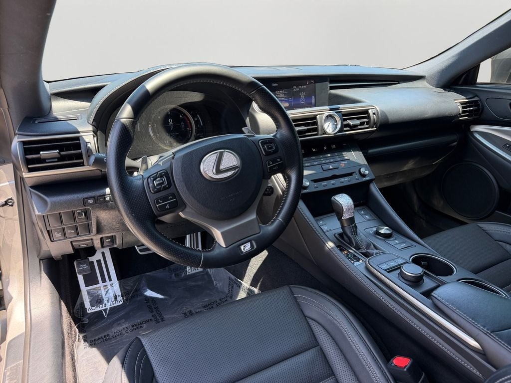 2017 Lexus RC 200t 200t