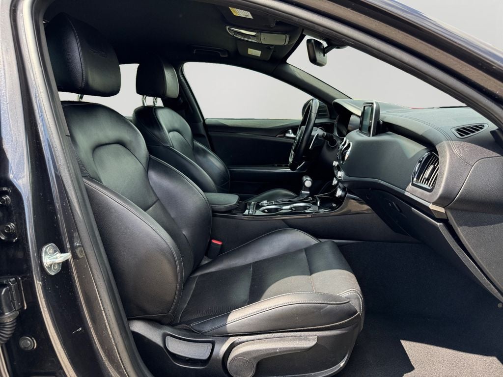 2021 Kia Stinger GT-Line **Very Low Miles! Great Condition!**