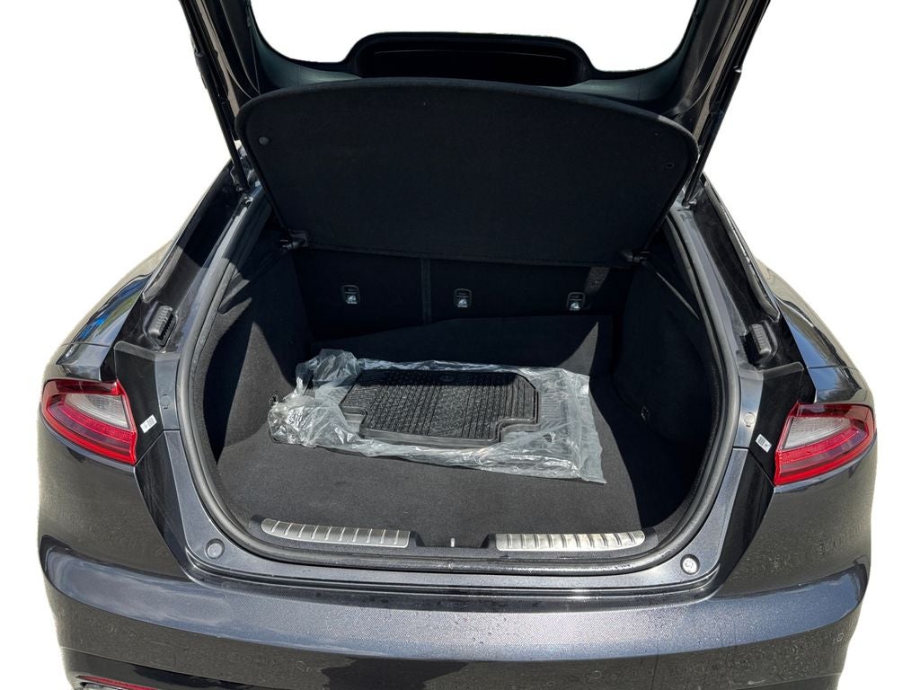 2021 Kia Stinger GT-Line **Very Low Miles! Great Condition!**