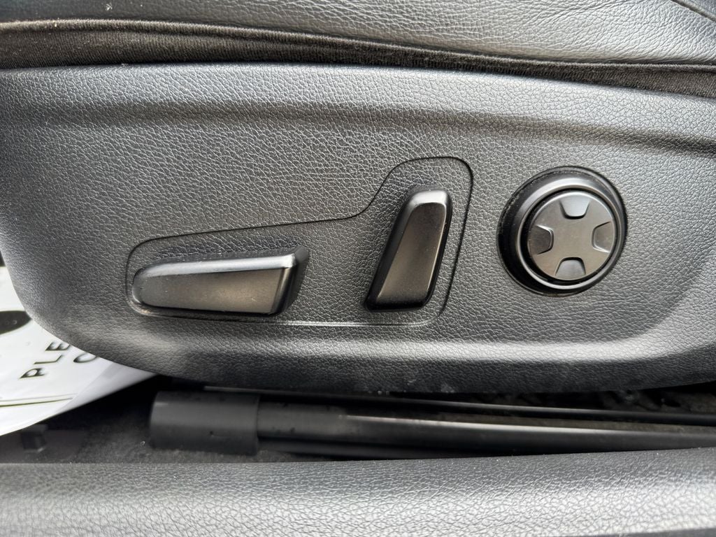 2021 Kia Stinger GT-Line **Very Low Miles! Great Condition!**