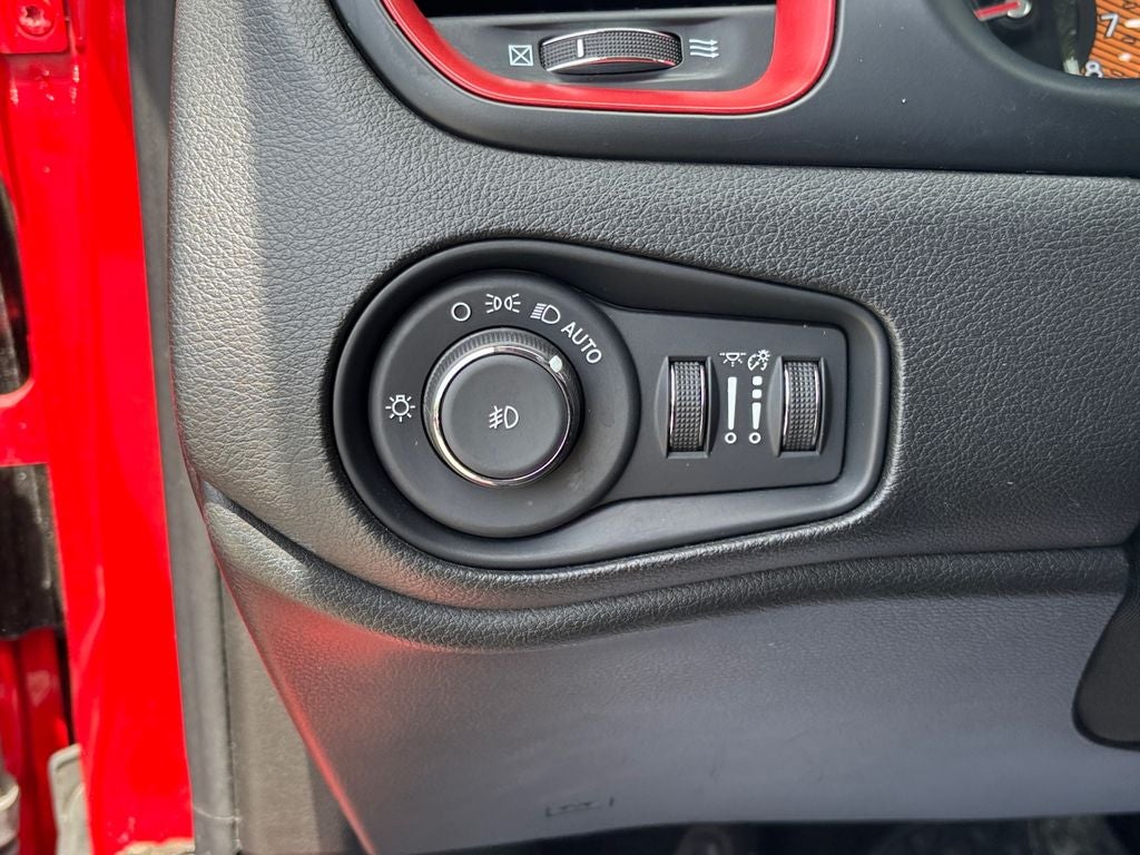 2023 Jeep Renegade Trailhawk