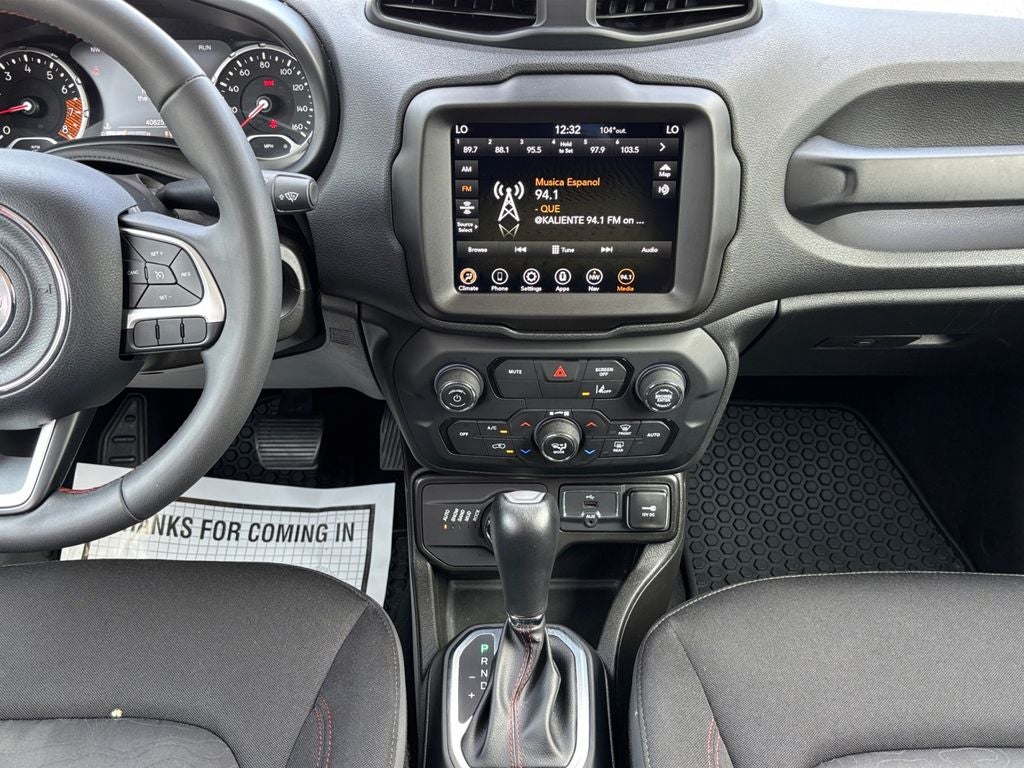 2023 Jeep Renegade Trailhawk