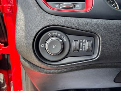 2023 Jeep Renegade Trailhawk