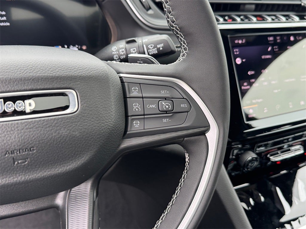 2025 Jeep Grand Cherokee Laredo X