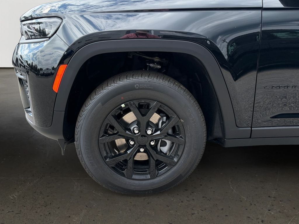 2026 Jeep Grand Cherokee Altitude