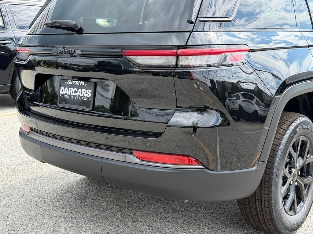 2026 Jeep Grand Cherokee Altitude