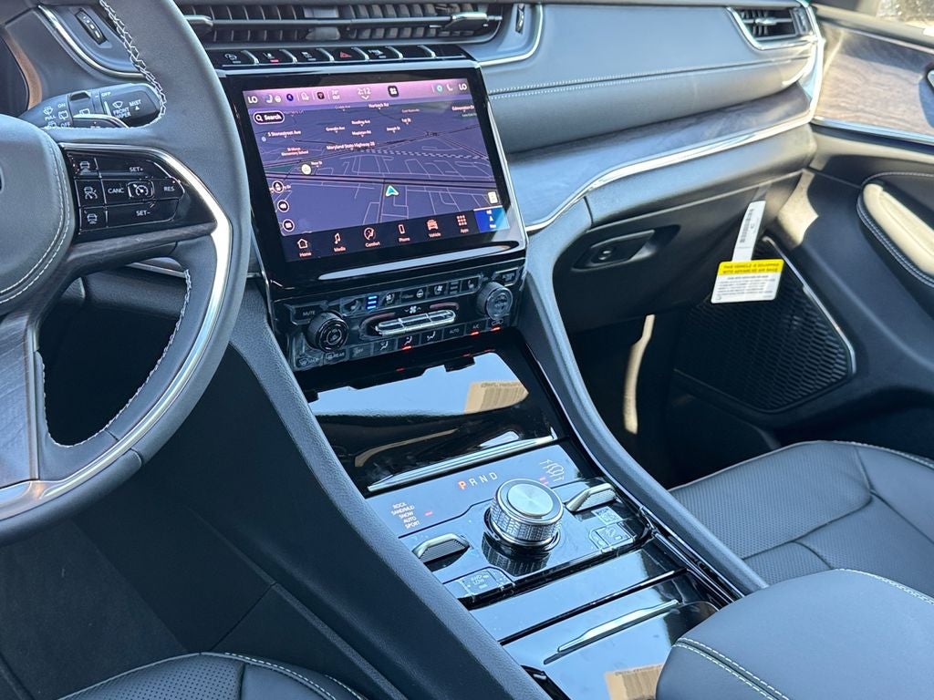 2025 Jeep Grand Cherokee Overland