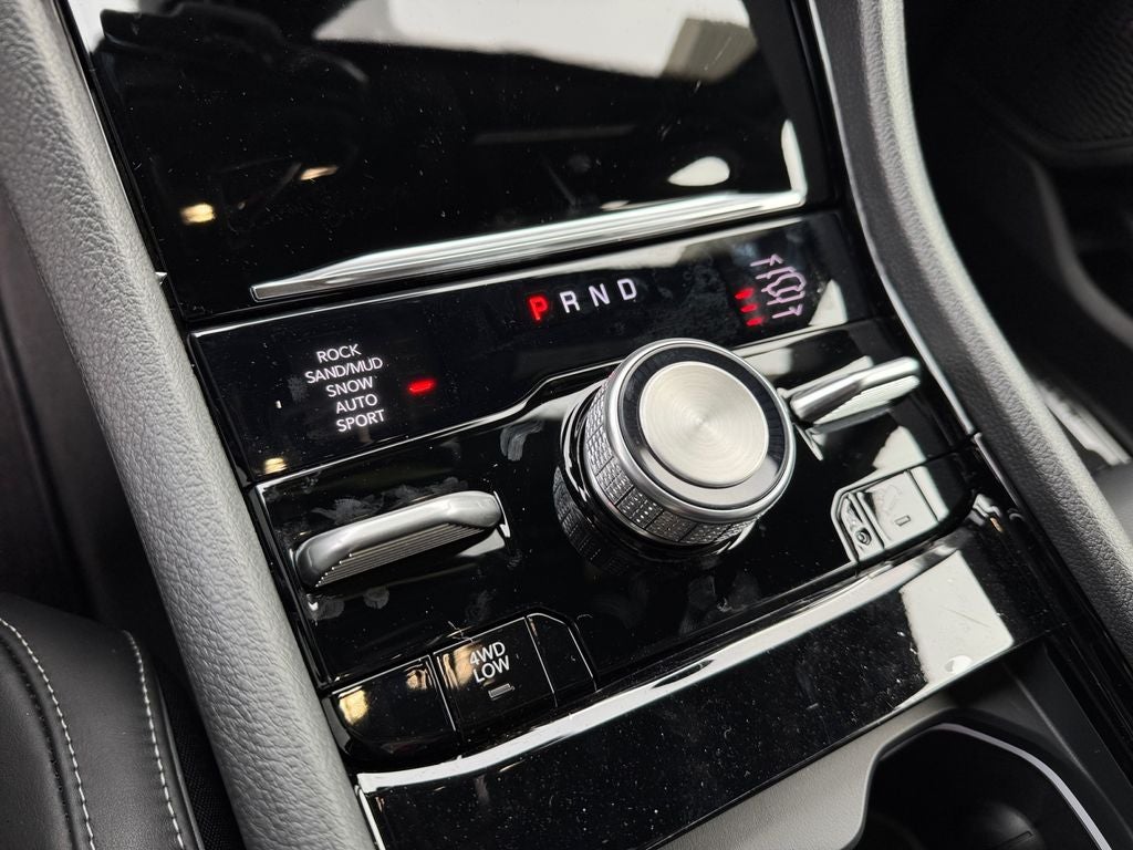 2025 Jeep Grand Cherokee L Overland