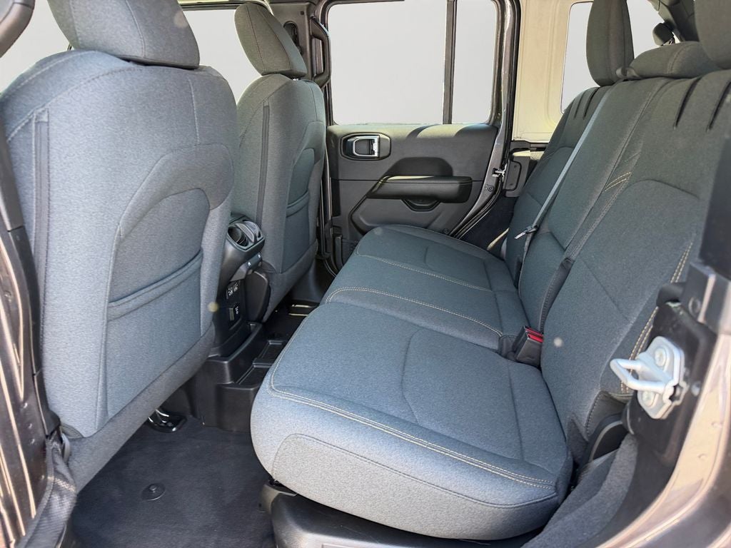 2025 Jeep Wrangler Sahara 4xe