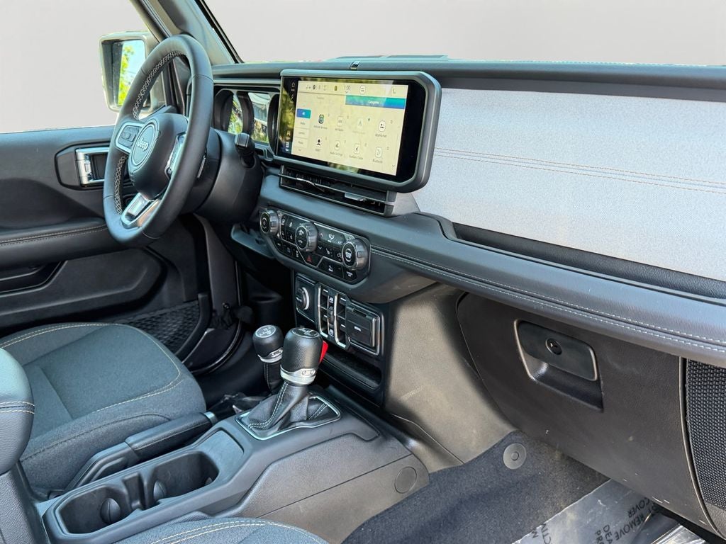 2025 Jeep Wrangler Sahara 4xe