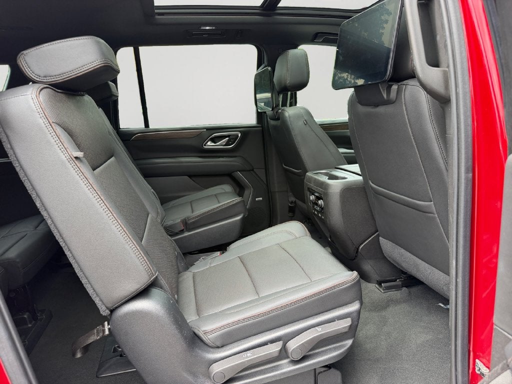 2021 Chevrolet Suburban High Country