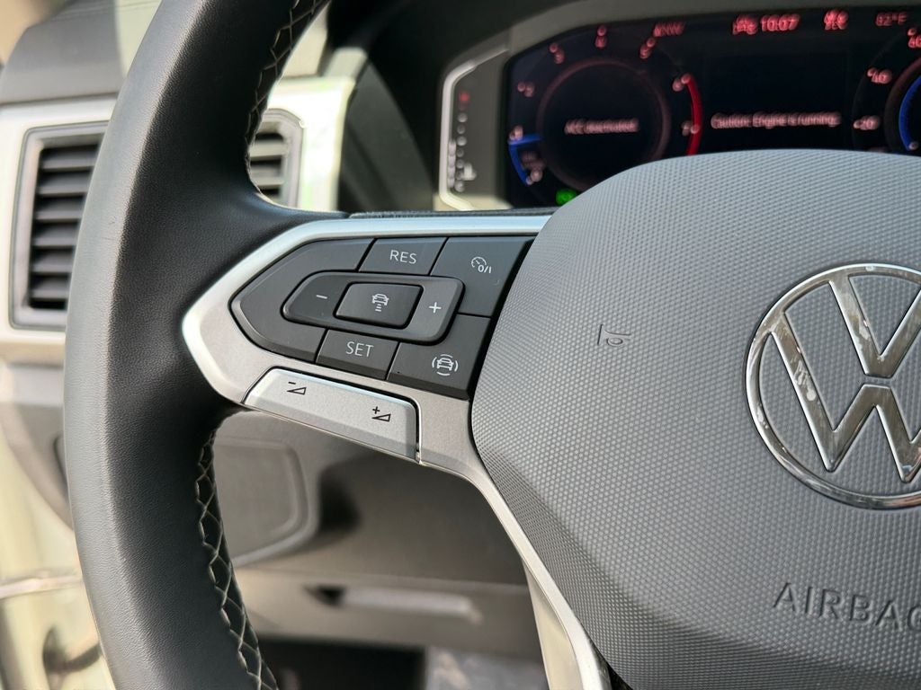 2023 Volkswagen Atlas 3.6L V6 SE w/Technology