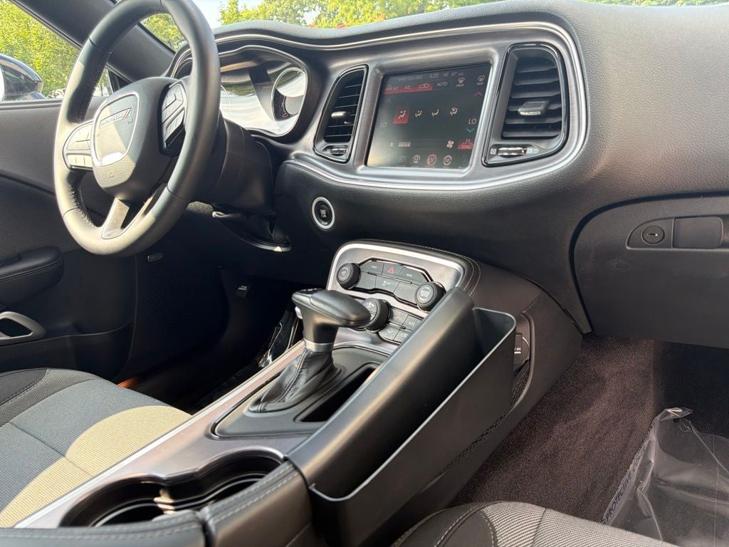 2016 Dodge Challenger SXT