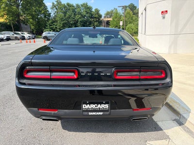 2016 Dodge Challenger SXT