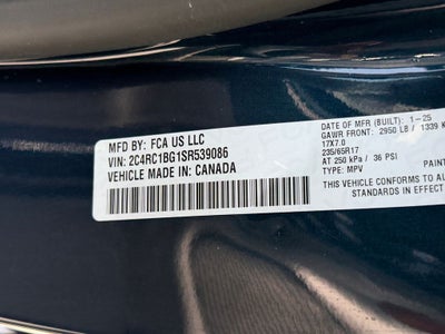 2025 Chrysler Pacifica Select