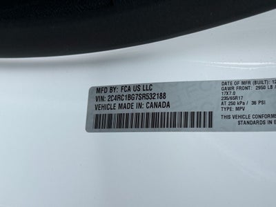 2025 Chrysler Pacifica Select