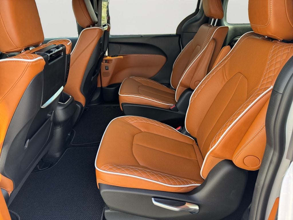 2026 Chrysler Pacifica Pinnacle
